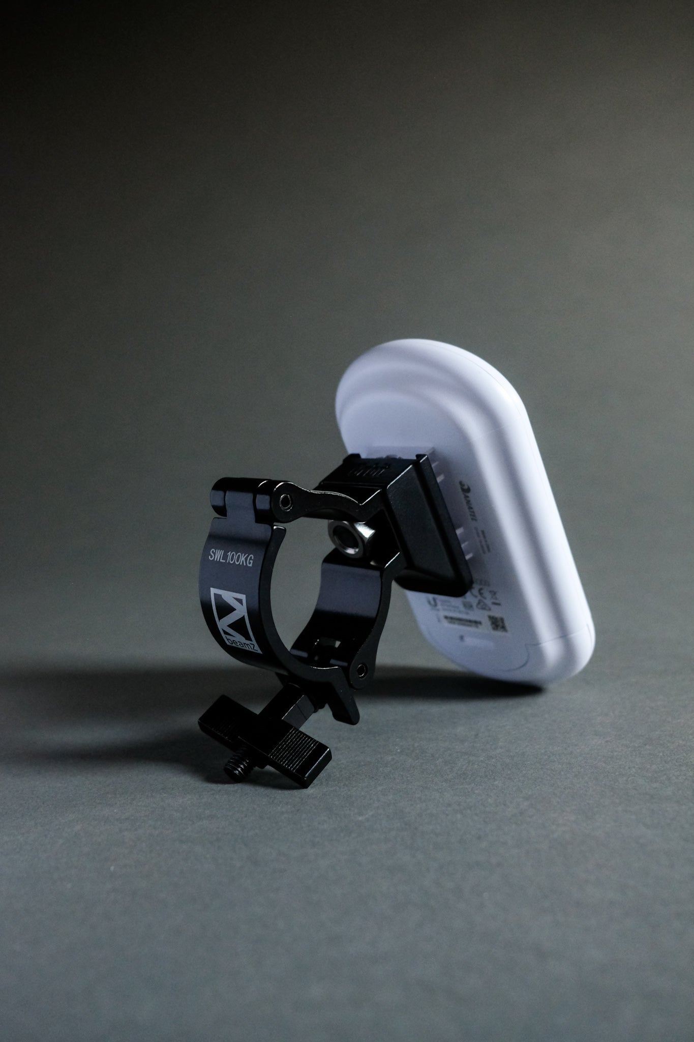 Ubiquity Nano Spigot mount